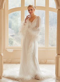 Luxury Thick Ostrich Feather Floor-Length Satin Robe with Train – Elegant Bridal Loungewear
