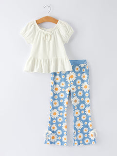 White Top And Daisy-Print Flared Pants Girl's Outfit
