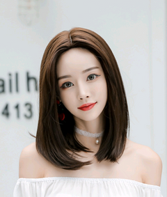 Fashionable Long Straight Wig with Center Parting for Women