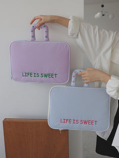 Cute 13-Inch Laptop and Tablet Bag for Apple Devices