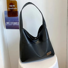 Women's Large Retro Shoulder Bag
