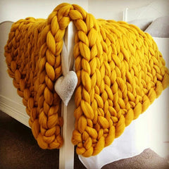 Nordic Thick Wool Hand-Woven Blanket