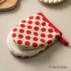 Polka Dot Heat Resistant Oven Mitts | Japanese Style Microwave Safe Kitchen Gloves