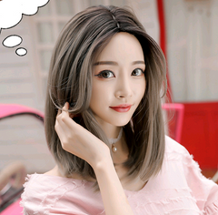 Fashionable Long Straight Wig with Center Parting for Women