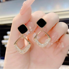 MAC099 version square geometric diamond earrings