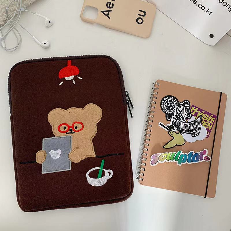 Cute Bear Laptop Case for Macbook and iPad (Various Sizes)