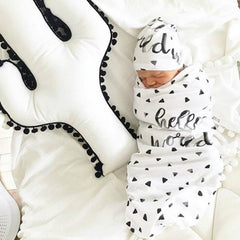 Soft Cotton Baby Sleeping Bag and Hat Set (0-6 Months)