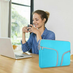 Wear-Resistant Laptop Bag with Drop Protection