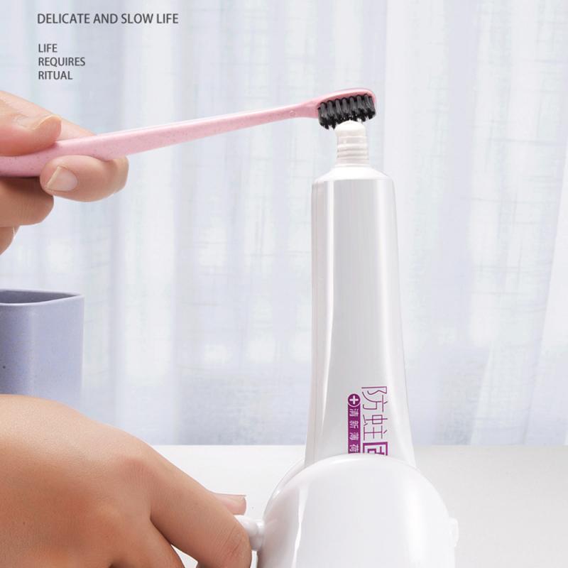 Cute Manual Toothpaste Dispenser for Kids (Creative)